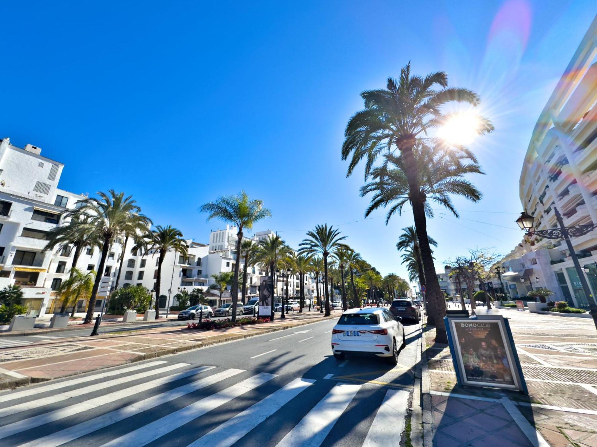 Apartment En Puerto Banus *